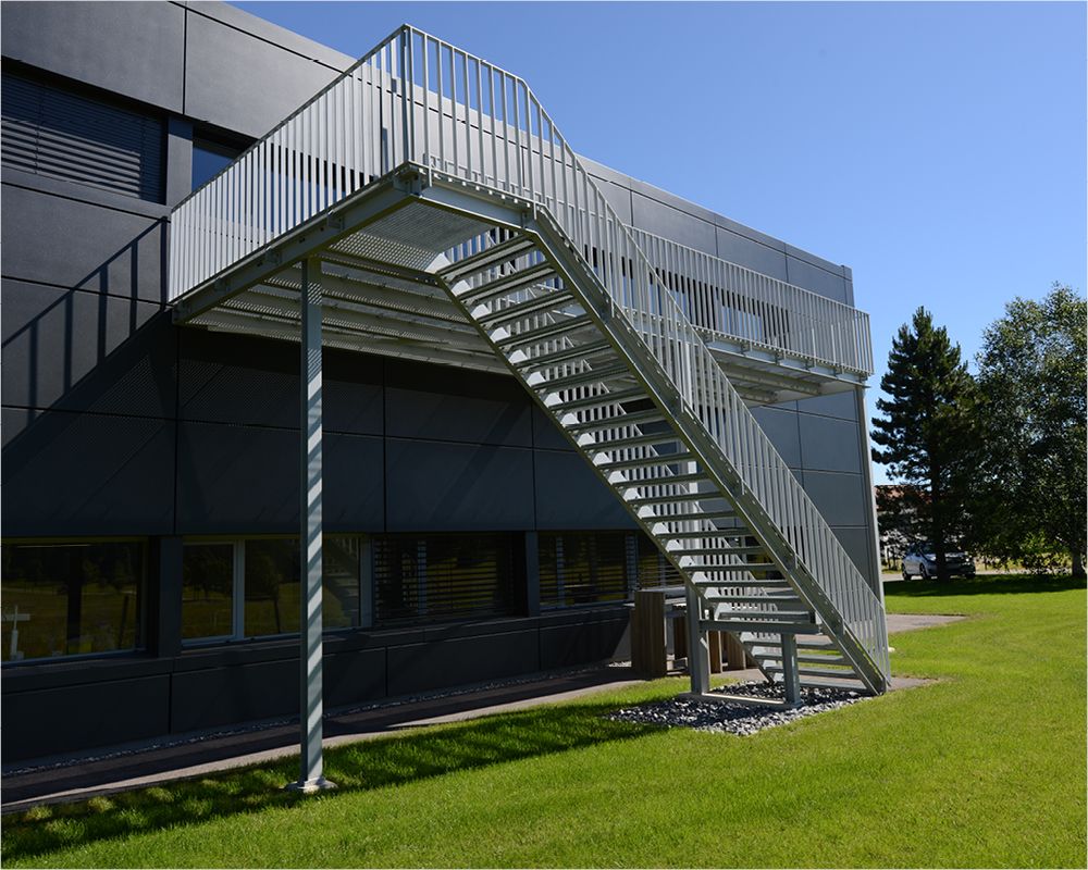 Barrières, garde-corps & escaliers — réalisation CR Métallique SA, photo 47