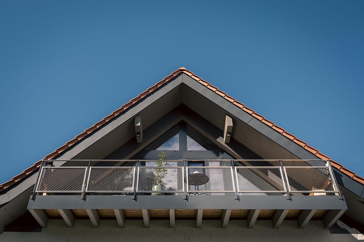 Couverts, balcons & avant-toits — réalisation CR Métallique SA, photo 3