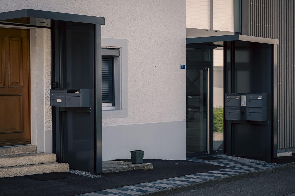Couverts, balcons & avant-toits — réalisation CR Métallique SA, photo 1